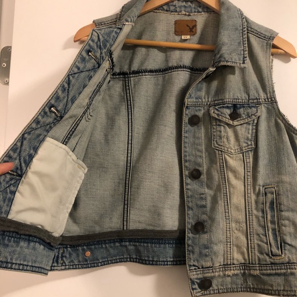 American eagle jean vest - Picture 3 of 4